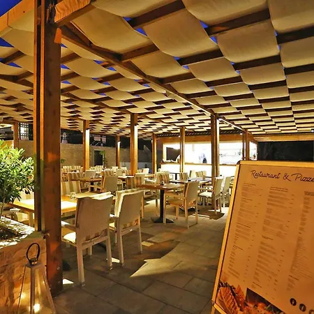 شقة Dalmatia In With Swimming Pool, Cleaning Included