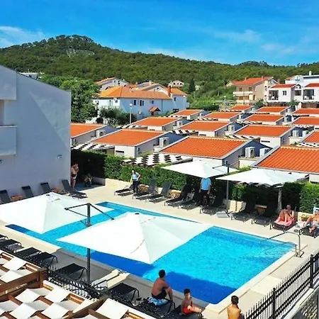 Dalmatia In With Swimming Pool, Cleaning Included * Preko