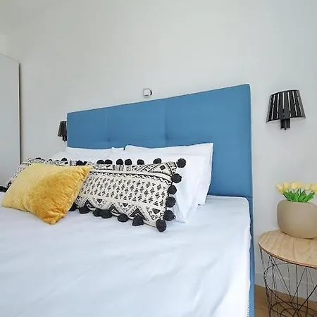 Apartment Dalmatia In With Swimming Pool, Cleaning Included *