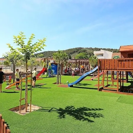 Dalmatia In With Swimming Pool, Cleaning Included * Preko
