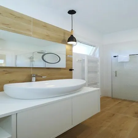 شقة Dalmatia In With Swimming Pool, Cleaning Included *